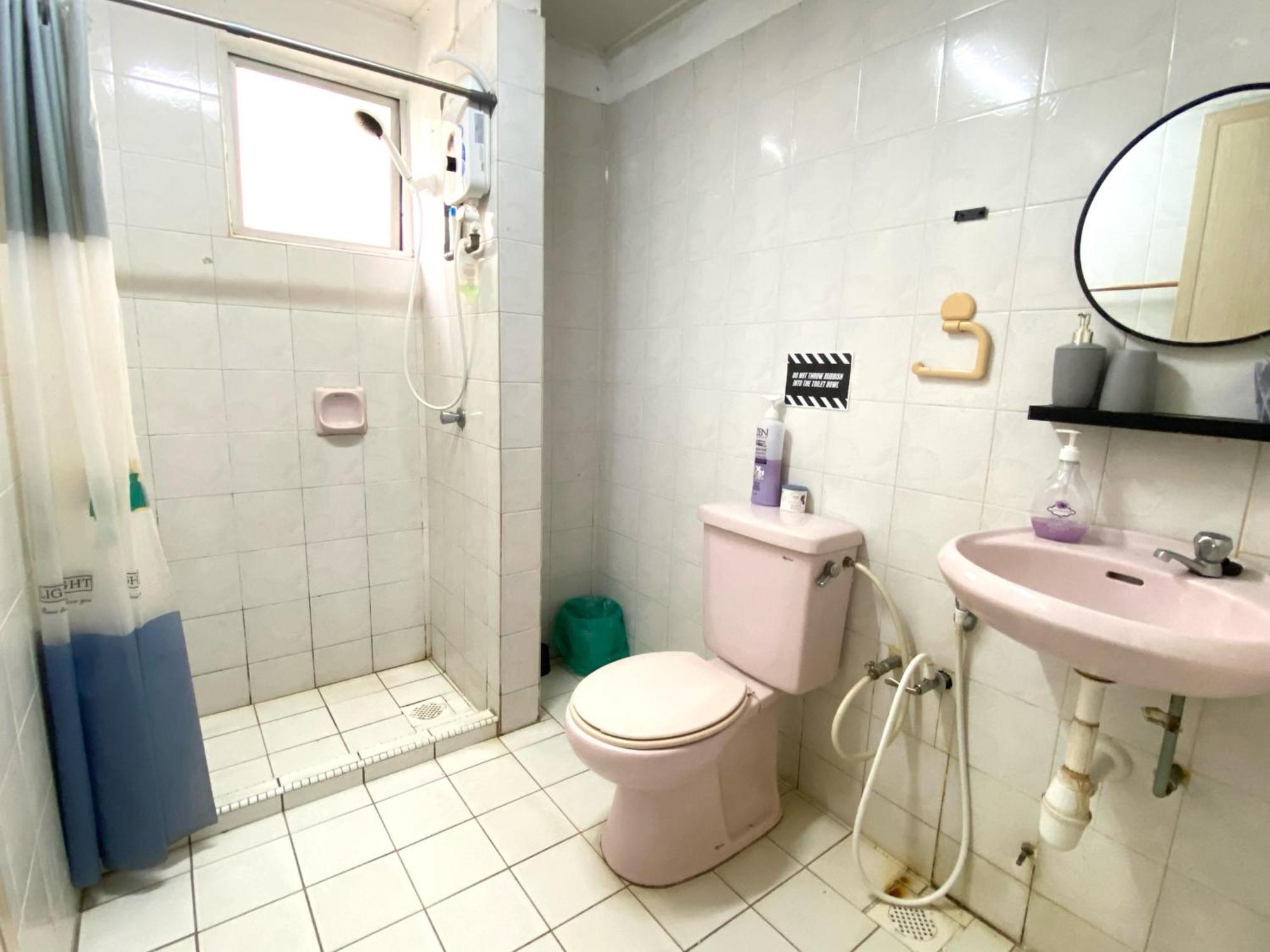 The Nest - Cozy 3-Bedroom Condo, שאה אלאם מראה חיצוני תמונה