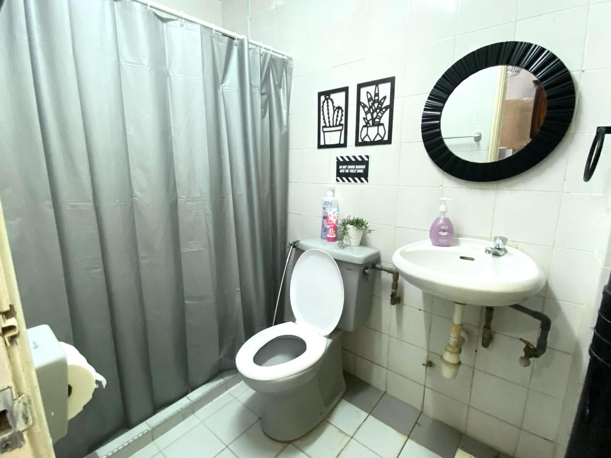 The Nest - Cozy 3-Bedroom Condo, שאה אלאם מראה חיצוני תמונה